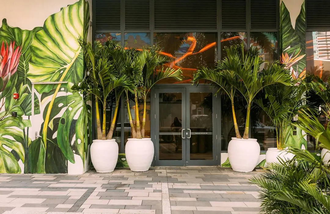Miami Worldcenter Resort Condos By Barsala-1